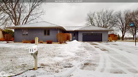 14 Charlestown Sq, Mason City, IA 50401