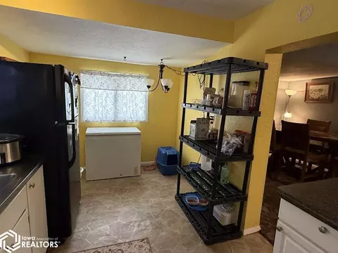 Kitchen - 409 3rd St NW, Hampton, IA 50441 photo 4 of 4