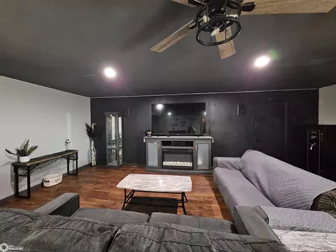 Living - 429 E 3rd St, Glidden, IA 51443 photo 5 of 5