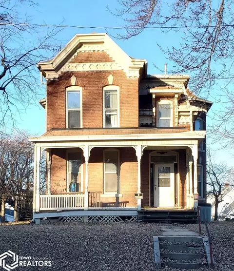 509 Summer St, Burlington, IA 52601