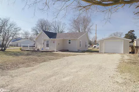 2101 Melvin Ave, Burlington, IA 52601