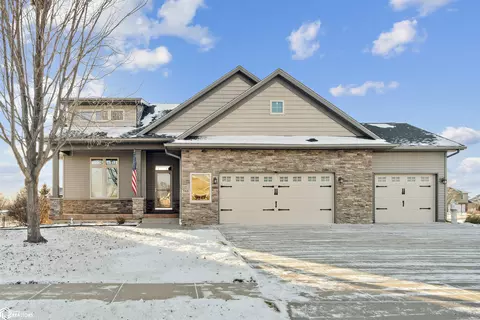 705 Yorkshire St, North Liberty, IA 52317