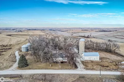 23354 Panama Ave, Underwood, IA 51576