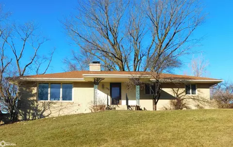 709 Pleasant St, Denison, IA 51442