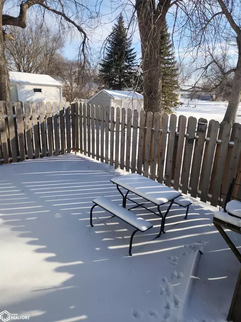 Exterior - 1010 E Mcgregor, Algona, IA 50511 photo 3 of 3