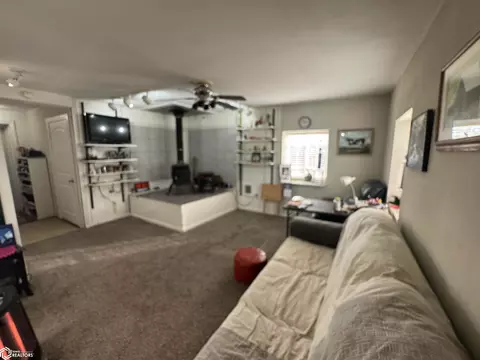 Other - 28432 203rd Ave, Cincinnati, IA 52549 photo 2 of 18