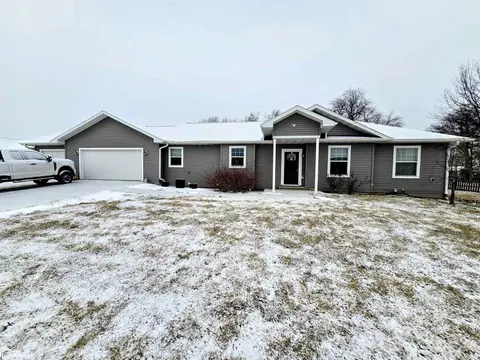 1107 W Prairie St, Creston, IA 50801