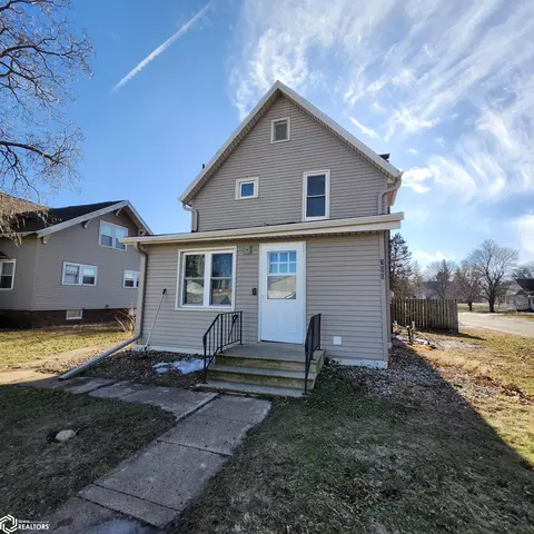 300 2nd St, Bode, IA 50519