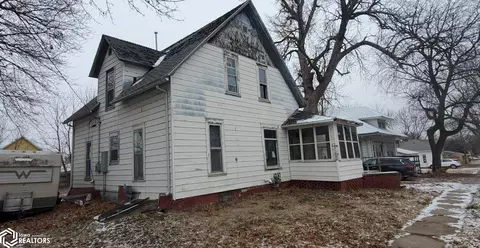 Exterior - 601 State St, Scranton, IA 51462 photo 2 of 4