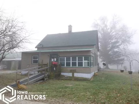 2020 Baumberger St, Burlington, IA 52601