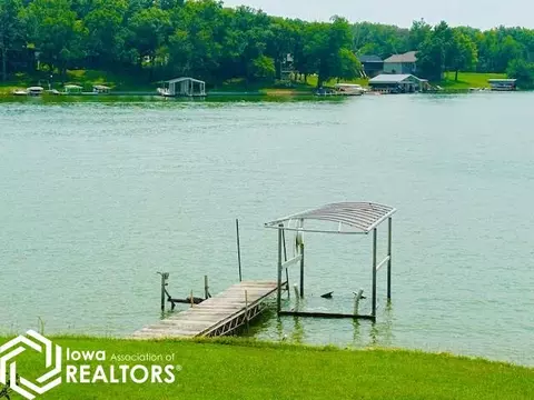 161 Hillcrest Rdg, Montezuma, IA 50171