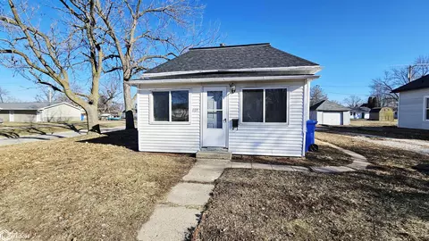 409 N Olive St, Jefferson, IA 50129