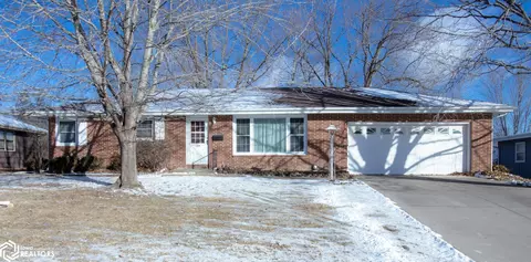 1319 Glenwood Ave, Ottumwa, IA 52501