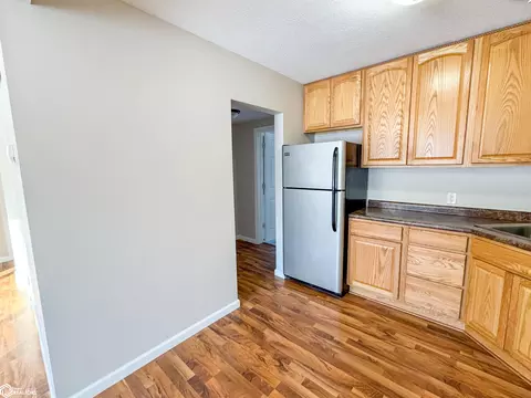 509 3rd St NE, Hampton, IA 50441 photo 3