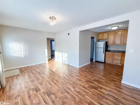 509 3rd St NE, Hampton, IA 50441 photo 4