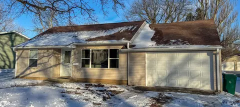 509 3rd St NE, Hampton, IA 50441