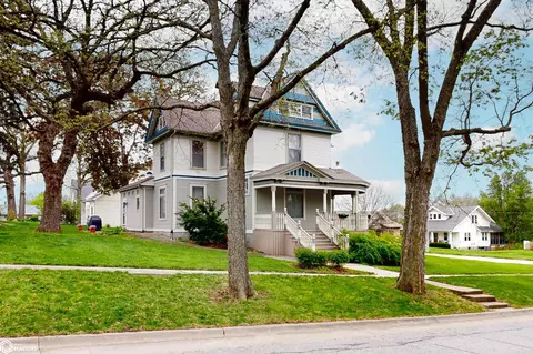 Exterior - 202 E Thomas St, Avoca, IA 51521 photo 2 of 3