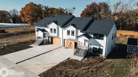 925 Horizon St, Burlington, IA 52601