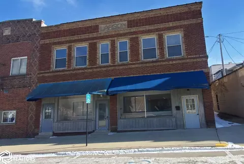 1225 Washington St, Eldora, IA 50627