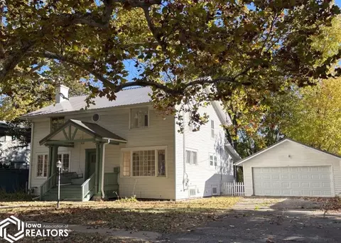 203 Highland St, Fairfield, IA 52556