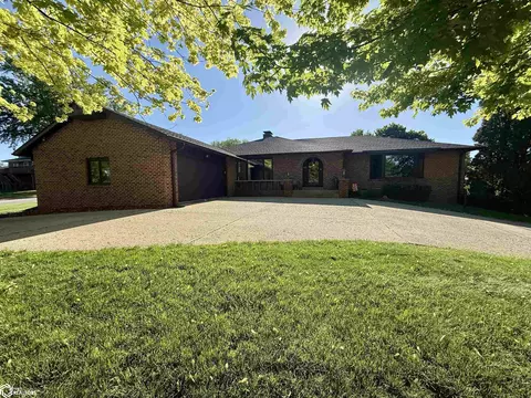 1816 N Main St, Carroll, IA 51401