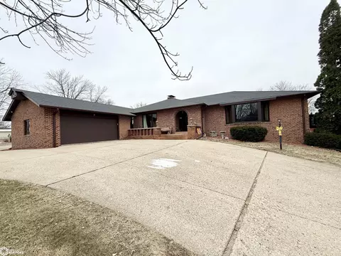 1816 N Main St, Carroll, IA 51401