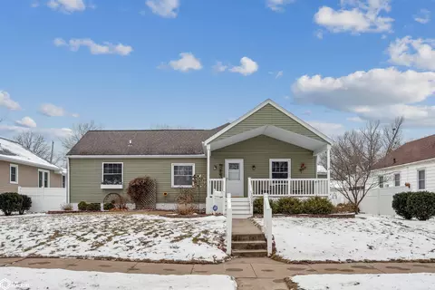 1027 S Plane St, Burlington, IA 52601