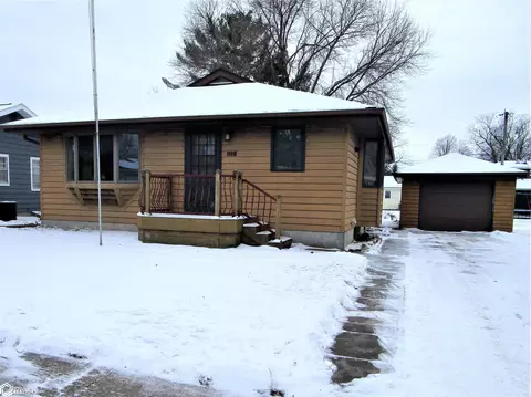 1115 Woodland Ave, Iowa Falls, IA 50126