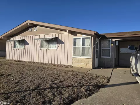 3118 Sunnyside Ave, Burlington, IA 52601