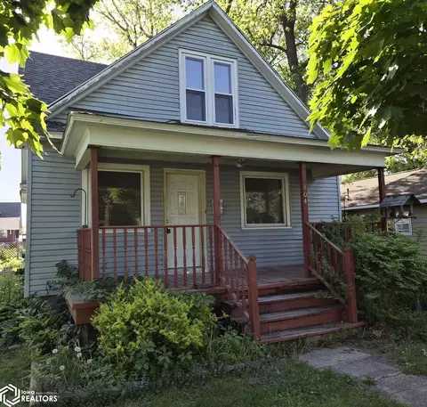 304 S Iowa Ave, Eagle Grove, IA 50533