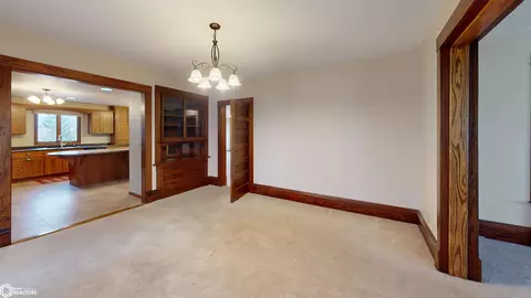 Dining - 317 E 1st St, Arthur, IA 51431 photo 3 of 3
