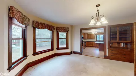 Dining - 317 E 1st St, Arthur, IA 51431 photo 1 of 3