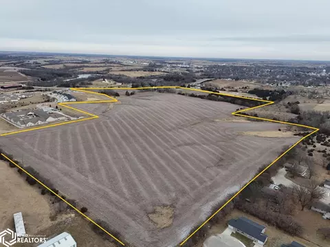 1208 W Clay St, Osceola, IA 50213