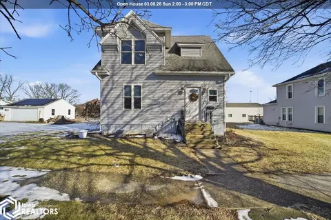 1809 11th St, Eldora, IA 50627