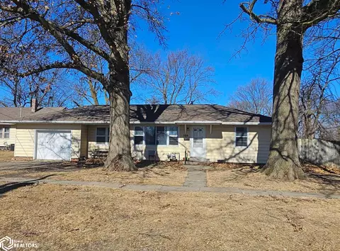 509 W Buckeye St, Creston, IA 50801
