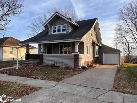 506 E Temple St, Lenox, IA 50851
