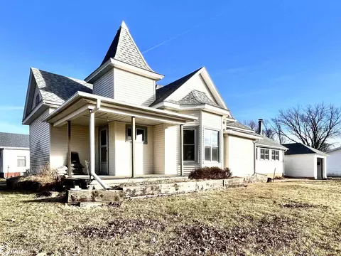 100 Elm St, Elliott, IA 51532