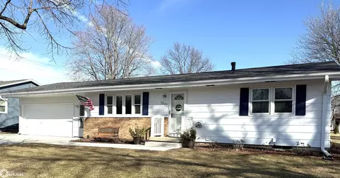 1207 N Mulberry St, Creston, IA 50801