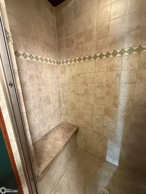 803 W Walnut St, Eldon, IA 52554 photo 20
