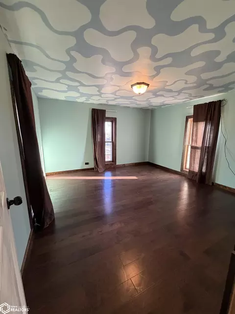 803 W Walnut St, Eldon, IA 52554 photo 17