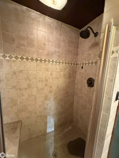 803 W Walnut St, Eldon, IA 52554 photo 21