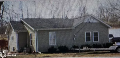 402 W Broad St, Montour, IA 50173