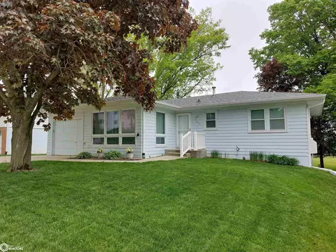 1607 Kimberly Ct, Red Oak, IA 51566