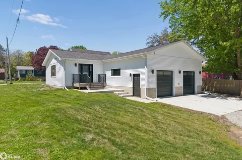 714 3rd St NW, Nora Springs, IA 50458