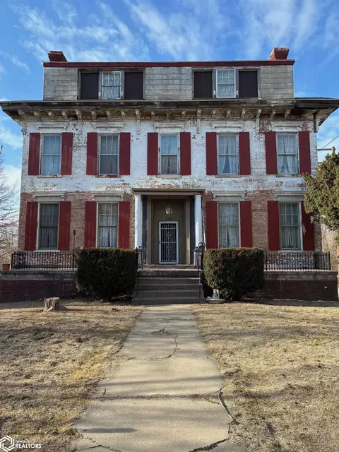 510 N 4th St, Keokuk, IA 52632