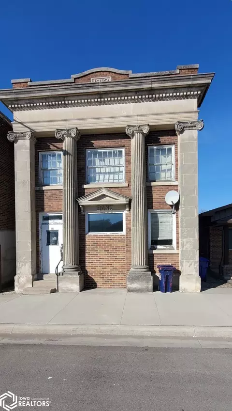 309 3rd St, Grafton, IA 50440