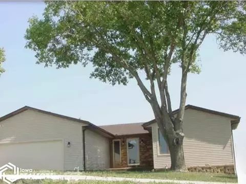 17955 87th St, Ottumwa, IA 52501