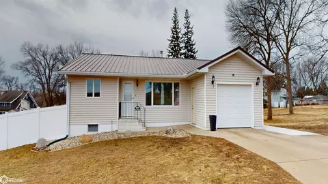 604 7th St, Battle Creek, IA 51006