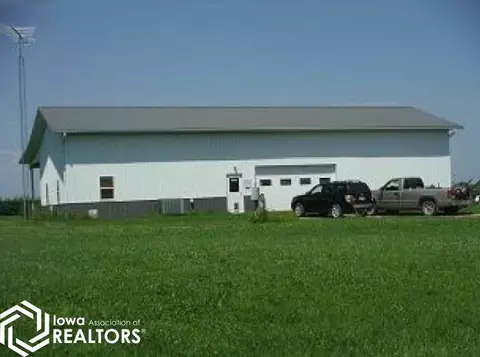 18664 490th St, Mystic, IA 52574