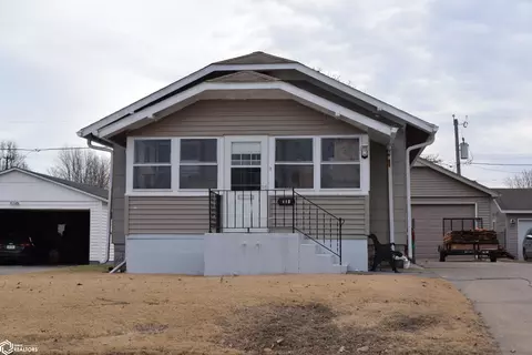 618 34th St, Fort Madison, IA 52627